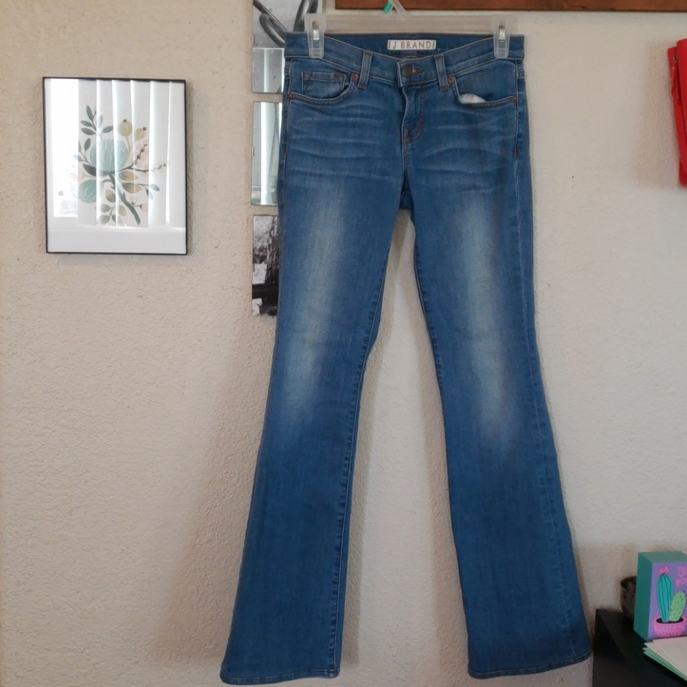 J Brand Straight legged Jeans Size 24